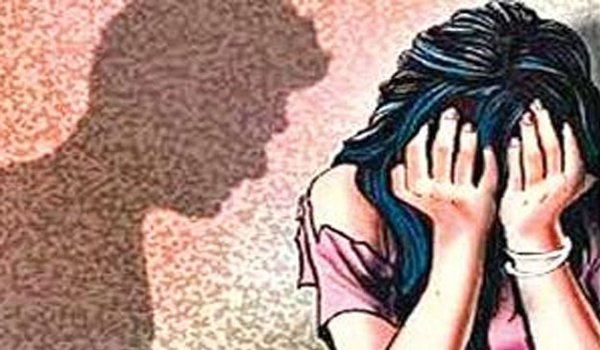 नाबालिग का अपहरण कर रेप करने का आरोपी अरेस्ट नाबालिग का अपहरण कर रेप करने का आरोपी अरेस्ट