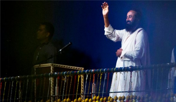 आर्ट ऑफ लिविंग पर एनजीटी सख्त, एक हफ्ते में जुर्माना जमा करने के आदेश आर्ट ऑफ लिविंग पर एनजीटी सख्त, एक हफ्ते में जुर्माना जमा करने के आदेश