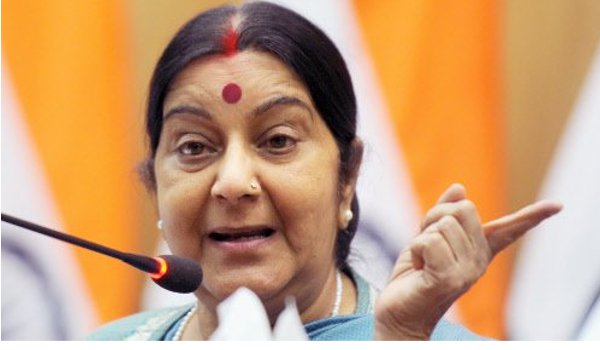 विदेशी महिला से छेड़छाड़ मामले में सुषमा स्वराज ने मांगी रिपोर्ट विदेशी महिला से छेड़छाड़ मामले में सुषमा स्वराज ने मांगी रिपोर्ट