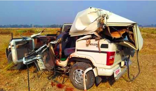 बिहार के सीवान में सड़क दुर्घटना, पांच लोगों की मौत