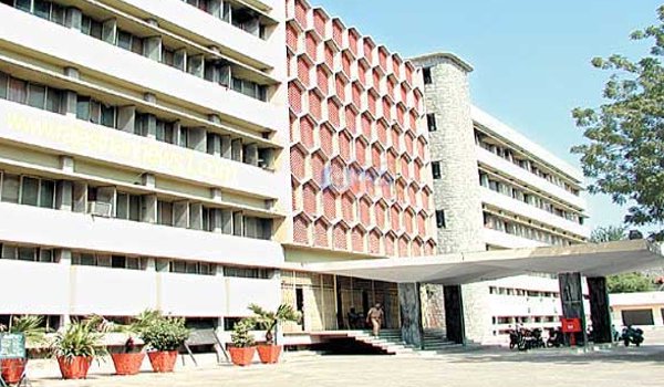 दसवीं का परीक्षा परिणाम और और जिलेवार merit list