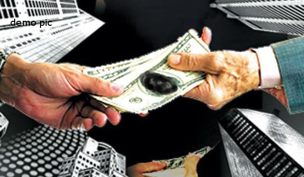 चीन से सस्ता भंगार इंपोर्ट करने के लालच में गंवाए 15 लाख रुपए चीन से सस्ता भंगार इंपोर्ट करने के लालच में गंवाए 15 लाख रुपए