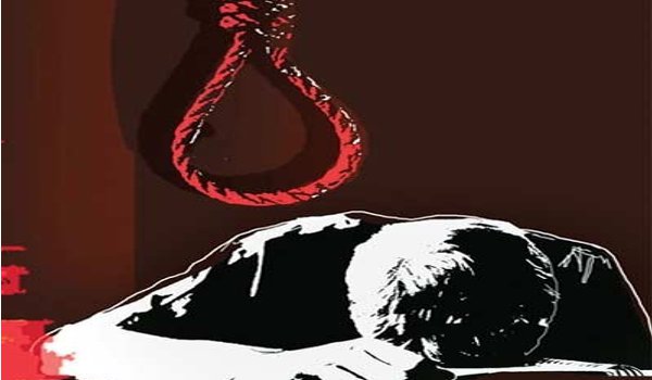 मणोरा में युवक ने फांसी लगाकर की आत्महत्या