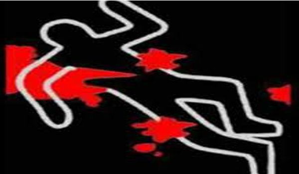 11 हजार वोल्ट के करंट की चपेट में आई बाराती गाड़ी, 5 की मौत 11 हजार वोल्ट के करंट की चपेट में आई बाराती गाड़ी, 5 की मौत