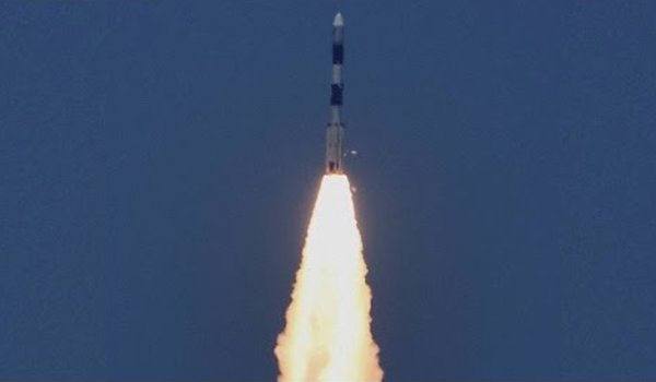 इसरो की अंतरिक्ष में बड़ी छलांग,एक साथ 20 सैटेलाइट सफलतापूर्वक लॉन्च