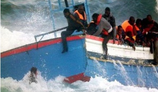 इटली ने बचाई भू-मध्यसागर से 2 हजार प्रवासियों की जान