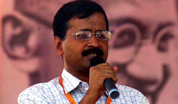 हार्दिक पटेल नहीं एकनाथ खडसे है देशद्रोही : केजरीवाल हार्दिक पटेल नहीं एकनाथ खडसे है देशद्रोही : केजरीवाल