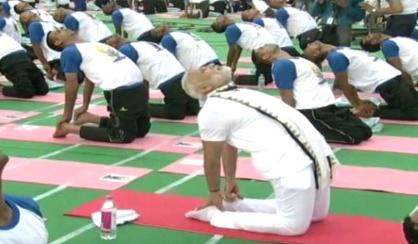 pm modi leads 2nd International Yoga Day at Chandigarh