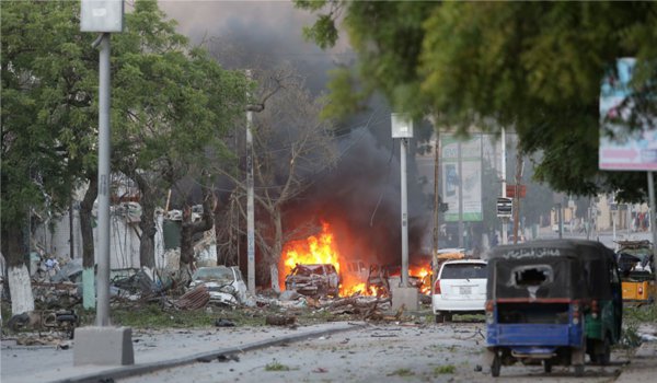 सोमालिया के होटल पर अल शबाब का हमला, 10 की मौत