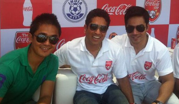 वरुण धवन के साथ नजर आएंगे सचिन तेंदुलकर! वरुण धवन के साथ नजर आएंगे सचिन तेंदुलकर!