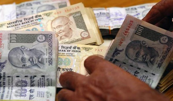7वां वेतन आयोग : केंद्रीय कर्मचारियों को अगस्त से मिलेगी बढी सैलेरी 7वां वेतन आयोग : केंद्रीय कर्मचारियों को अगस्त से मिलेगी बढी सैलेरी