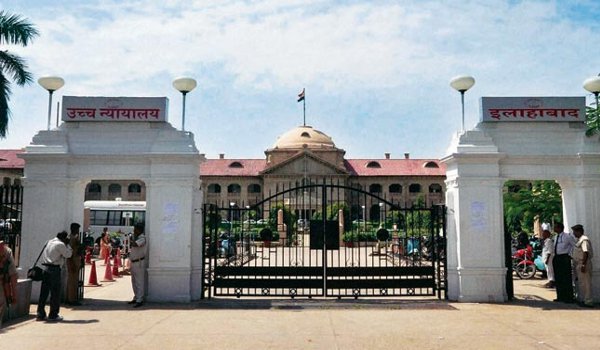 मां-बाप के सरकारी नौकरी में रहते किसी एक की मृत्यु पर आश्रित को नौकरी नहीं : हाईकोर्ट