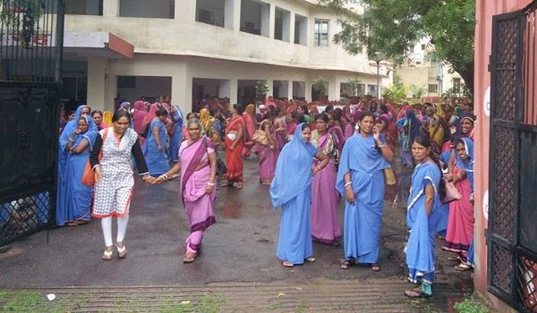 anganwadi workers protest against state government in ajmer