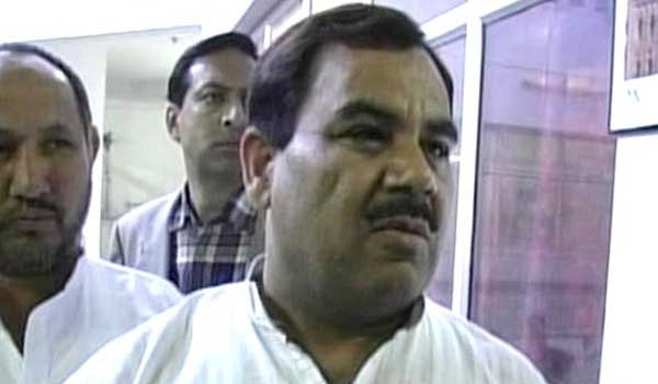 पूर्व मंत्री हरक सिंह रावत के खिलाफ रेप का मामला दर्ज पूर्व मंत्री हरक सिंह रावत के खिलाफ रेप का मामला दर्ज