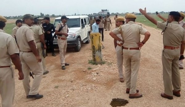 कुख्यात आनंदपाल की दो सौ बीघा जमीन पर सरकार का कब्जा कुख्यात आनंदपाल की दो सौ बीघा जमीन पर सरकार का कब्जा