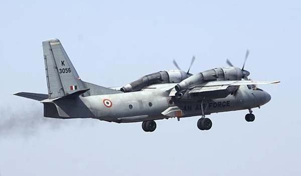 नहीं मिला लापता विमान एएन-32, चेन्नई पहुंचे पर्रिकर
