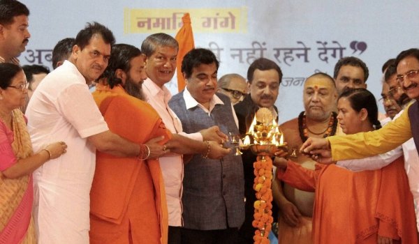 कुछ कम नहीं हैं नमामि गंगे की रुकावटें कुछ कम नहीं हैं नमामि गंगे की रुकावटें
