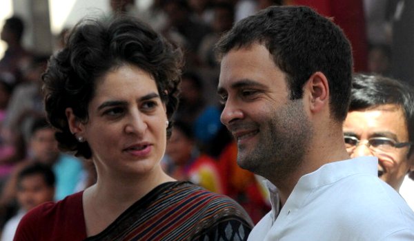 छुट्टियों से लौटे राहुल गांधी, कांग्रेस का प्रचार संभालेंगी प्रियंका ! छुट्टियों से लौटे राहुल गांधी, कांग्रेस का प्रचार संभालेंगी प्रियंका !