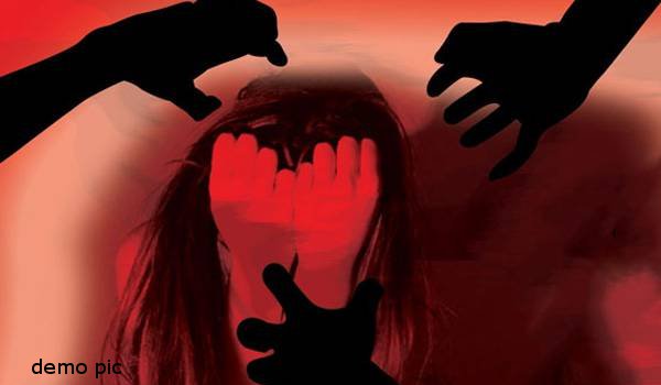फरीदाबाद में 7 साल की मासूम बच्ची से गैंग रेप फरीदाबाद में 7 साल की मासूम बच्ची से गैंग रेप