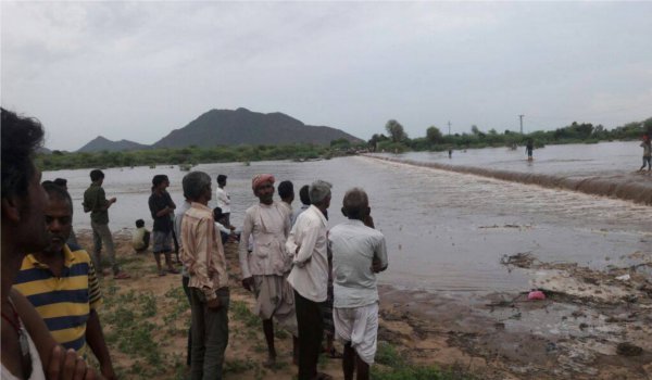 pali : three youth drown with bike at Jawai river, one died