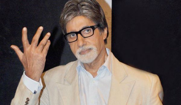 ट्वीटर पर बिग बी के हुए 2.2 करोड़ प्रशंसक ट्वीटर पर बिग बी के हुए 2.2 करोड़ प्रशंसक