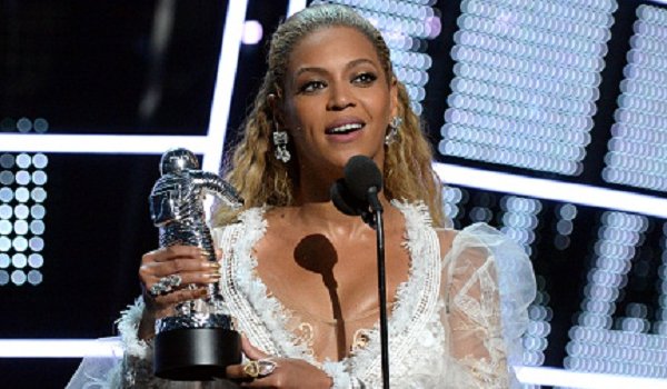 MTV VMA 2016 : Beyonce wins 21 awards