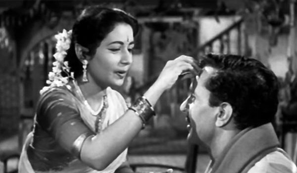 श्रोताओं को बेहद पसंद आते हैं राखी के गीत श्रोताओं को बेहद पसंद आते हैं राखी के गीत