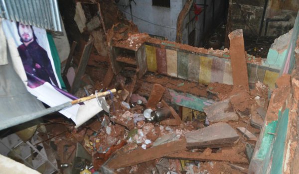जयपुर में जर्जर मकान ढहा, 5 लोग गंभीर घायल