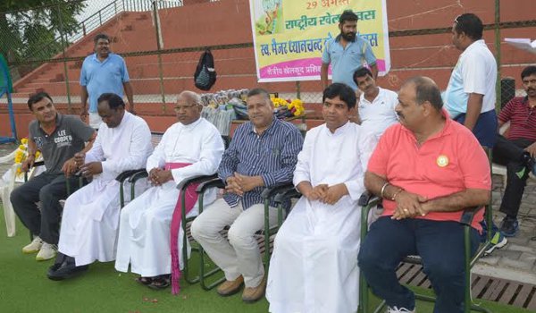 ओलम्पिक में पदक जीतने के लिए बनानी होगी दूरगामी योजनाएं : बिशप ओलम्पिक में पदक जीतने के लिए बनानी होगी दूरगामी योजनाएं : बिशप