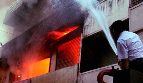 मुर्शिदाबाद मेडिकल कॉलेज में लगी आग, तीन की मौत