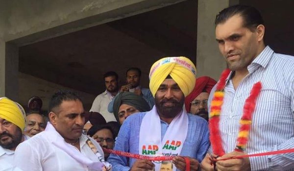 पंजाब विधानसभा के लिए आम आदमी पार्टी का प्रचार करेंगे द ग्रेट खली पंजाब विधानसभा के लिए आम आदमी पार्टी का प्रचार करेंगे द ग्रेट खली