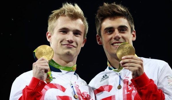 सिंक्रनाइज स्प्रिंगबोर्ड डाइविंग स्पर्धा में ब्रिटेन ने जीता स्वर्ण