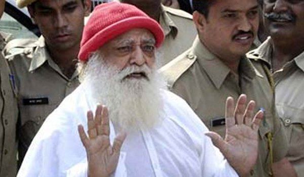 जोधपुर जेल में बंद आसाराम बापू के पास 4जी मोबाइल ! जोधपुर जेल में बंद आसाराम बापू के पास 4जी मोबाइल !