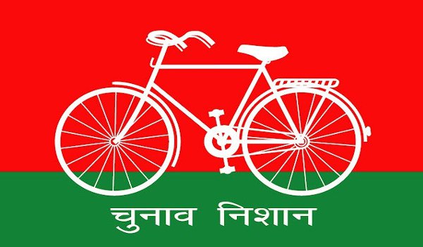 शिवपाल यादव के बयान पर हुआ एक्शन, हटाए गए महानगर अध्यक्ष मुकेश शुक्ला शिवपाल यादव के बयान पर हुआ एक्शन, हटाए गए महानगर अध्यक्ष मुकेश शुक्ला