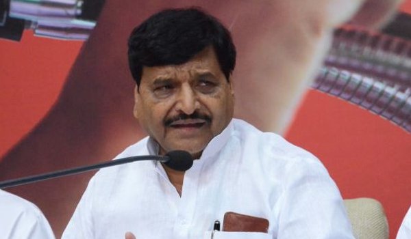 अखिलेश-शिवपाल की मुलाकात के बाद सपा ने बदला अमापुर से घोषित प्रत्याशी अखिलेश-शिवपाल की मुलाकात के बाद सपा ने बदला अमापुर से घोषित प्रत्याशी