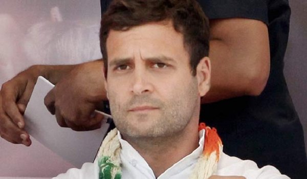तीन दिवसीय दौरे पर अमेठी पहुंचे राहुल गांधी तीन दिवसीय दौरे पर अमेठी पहुंचे राहुल गांधी