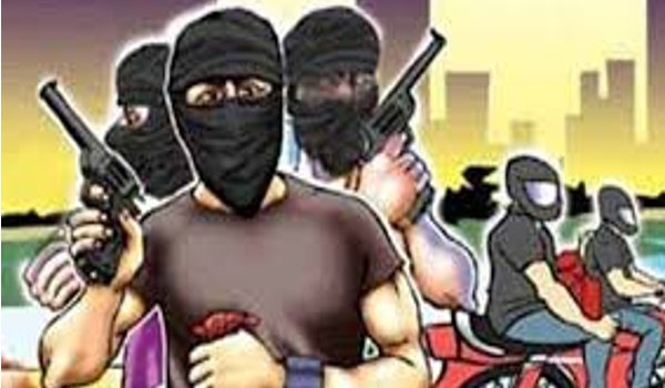 दिल्ली : 1 करोड़ की डकैती में 7 अपराधी पकड़े गए