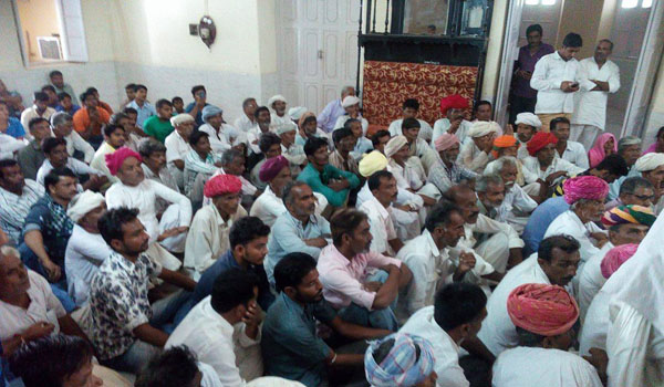 लोढा गुट की गैरमौजूदगी में यह हुआ कांग्रेस की बैठक में लोढा गुट की गैरमौजूदगी में यह हुआ कांग्रेस की बैठक में
