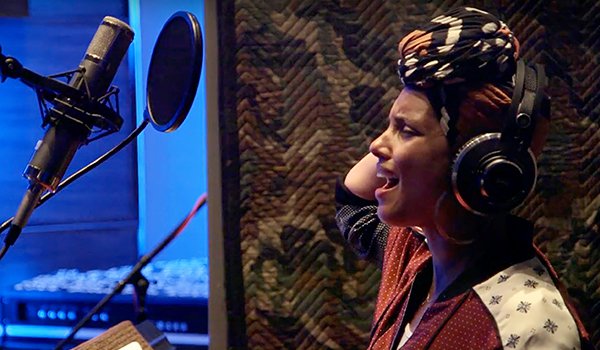 ‘क्वीन ऑफ काटवे’ ने एलिसिया कीज को नया गीत लिखने के लिए प्रेरित किया