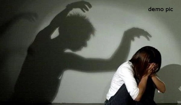 शिमला : स्कूली छात्रा से दुष्कर्म के आरोप में मजदूर अरेस्ट शिमला : स्कूली छात्रा से दुष्कर्म के आरोप में मजदूर अरेस्ट