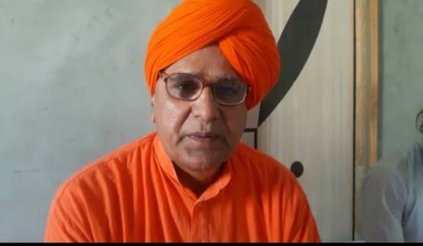 स्वामी आर्यवेश का आरोप, मोदी राज में 16 फीसदी बढ़ा गोमांस का निर्यात स्वामी आर्यवेश का आरोप, मोदी राज में 16 फीसदी बढ़ा गोमांस का निर्यात