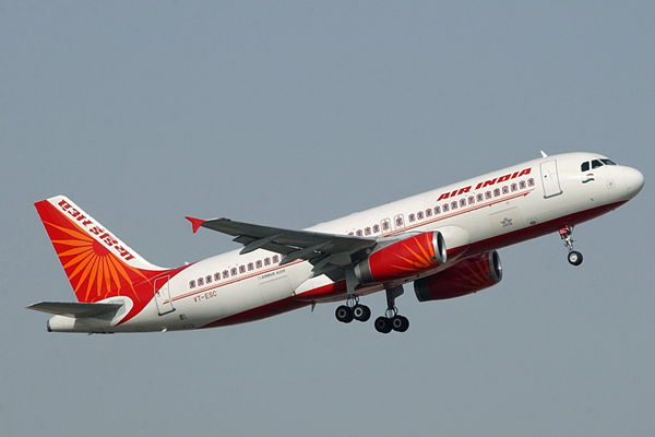 Air India 10 साल में पहली बार परिचालन लाभ में आई Air India 10 साल में पहली बार परिचालन लाभ में आई