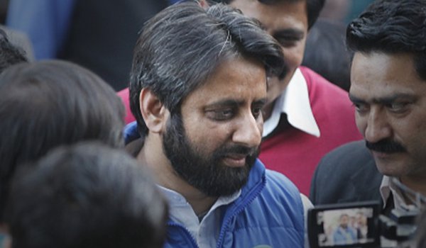 एसीबी ने दिल्ली वफ्फ बोर्ड अध्यक्ष अमानतु्ल्लाह खान को भेजा समन एसीबी ने दिल्ली वफ्फ बोर्ड अध्यक्ष अमानतु्ल्लाह खान को भेजा समन