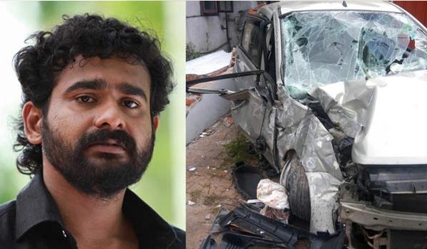 ओडिया फिल्म अभिनेता अम्लान दास कार दुर्घटना में घायल