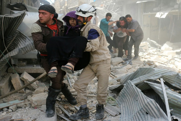सीरिया के अलेप्पो में हवाई हमले से 25 लोगों की मौत