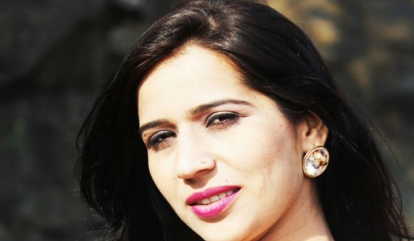 महिलाप्रधान फिल्मों में भूमिका निभा रही हैं एक्ट्रेस आशासिंह रेबारी महिलाप्रधान फिल्मों में भूमिका निभा रही हैं एक्ट्रेस आशासिंह रेबारी
