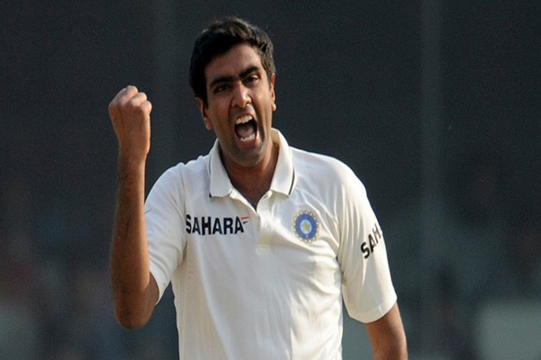 39 टेस्ट में 220 विकेट लेकर ICC टेस्ट रैंकिंग में फिर टॉप पर आर अश्विन 39 टेस्ट में 220 विकेट लेकर ICC टेस्ट रैंकिंग में फिर टॉप पर आर अश्विन