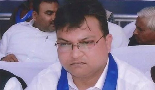 बसपा के घोषित प्रत्याशी बज्मी सिद्दीकी पर लगा रेप का गम्भीर आरोप बसपा के घोषित प्रत्याशी बज्मी सिद्दीकी पर लगा रेप का गम्भीर आरोप