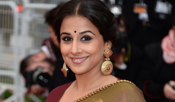 actress Vidya balan joins social networking site Facebook