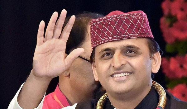अखिलेश भाजपा में आते हैं तो उनका स्वागत होगा : राजवीर सिंह अखिलेश भाजपा में आते हैं तो उनका स्वागत होगा : राजवीर सिंह